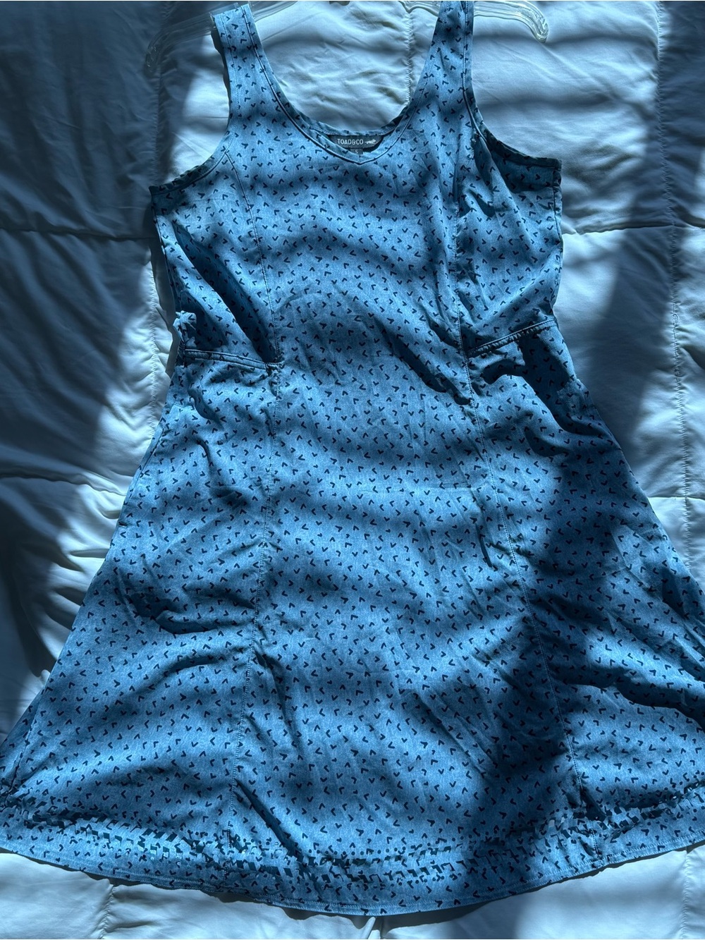 Toad&Co Light Blue Sleeveless Printed Midi Dress with pockets - Picture 8 of 9